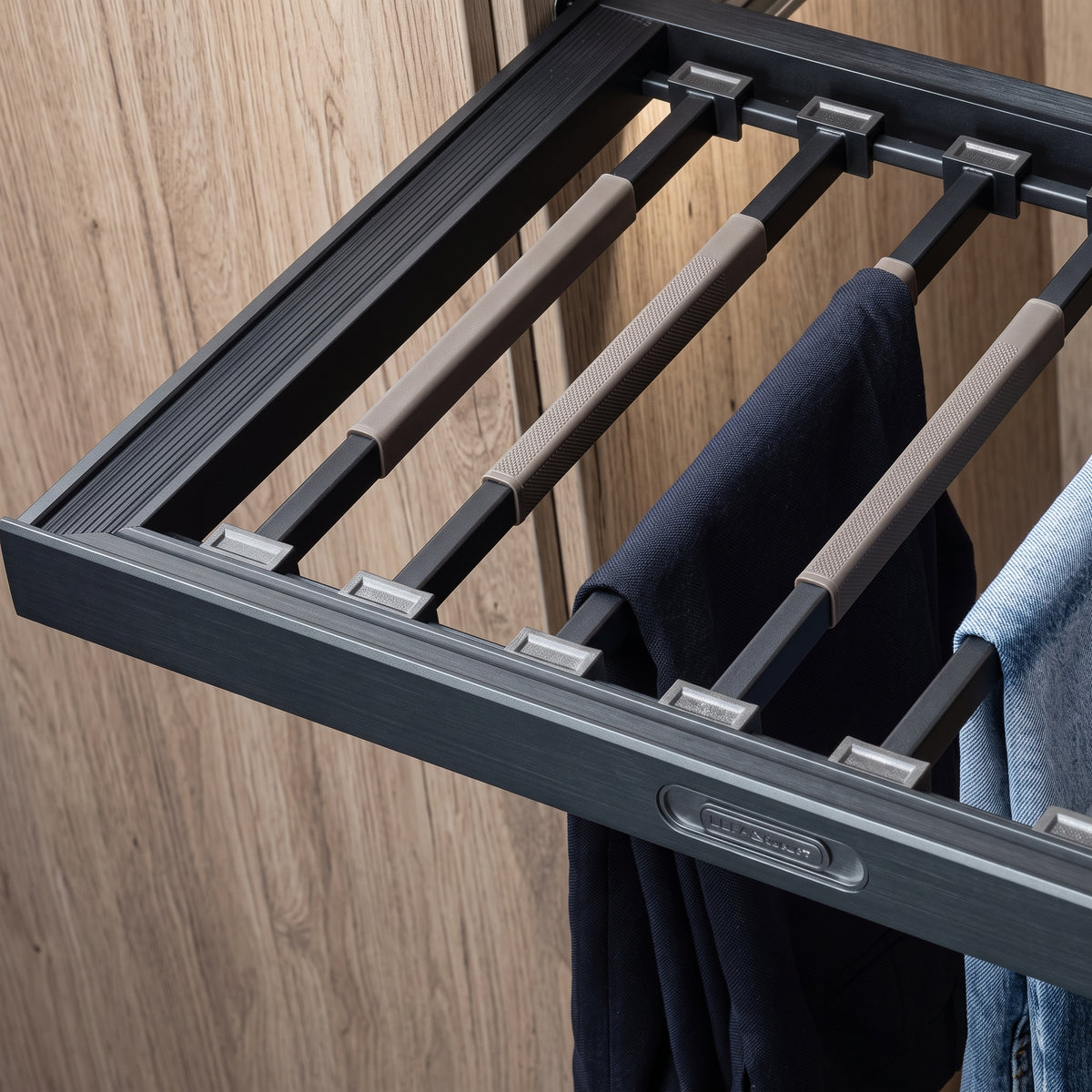 Pantalonero Extraíble Cierre Suave Linea Británica